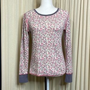 EUC- DELIA*S PINK LEOPARD PRINT LONG SLEEVE TOP SIZE LARGE